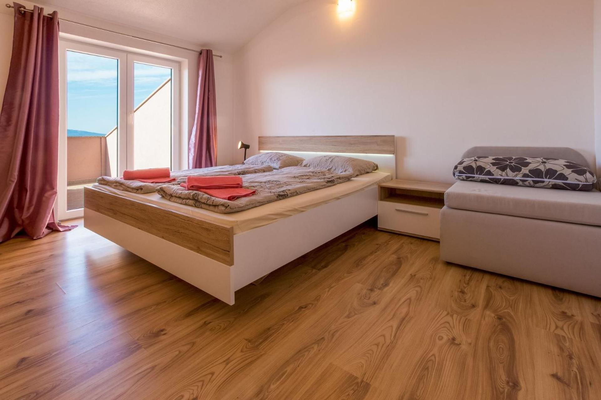 Apartments Tomica Novi Vinodolski Bagian luar foto