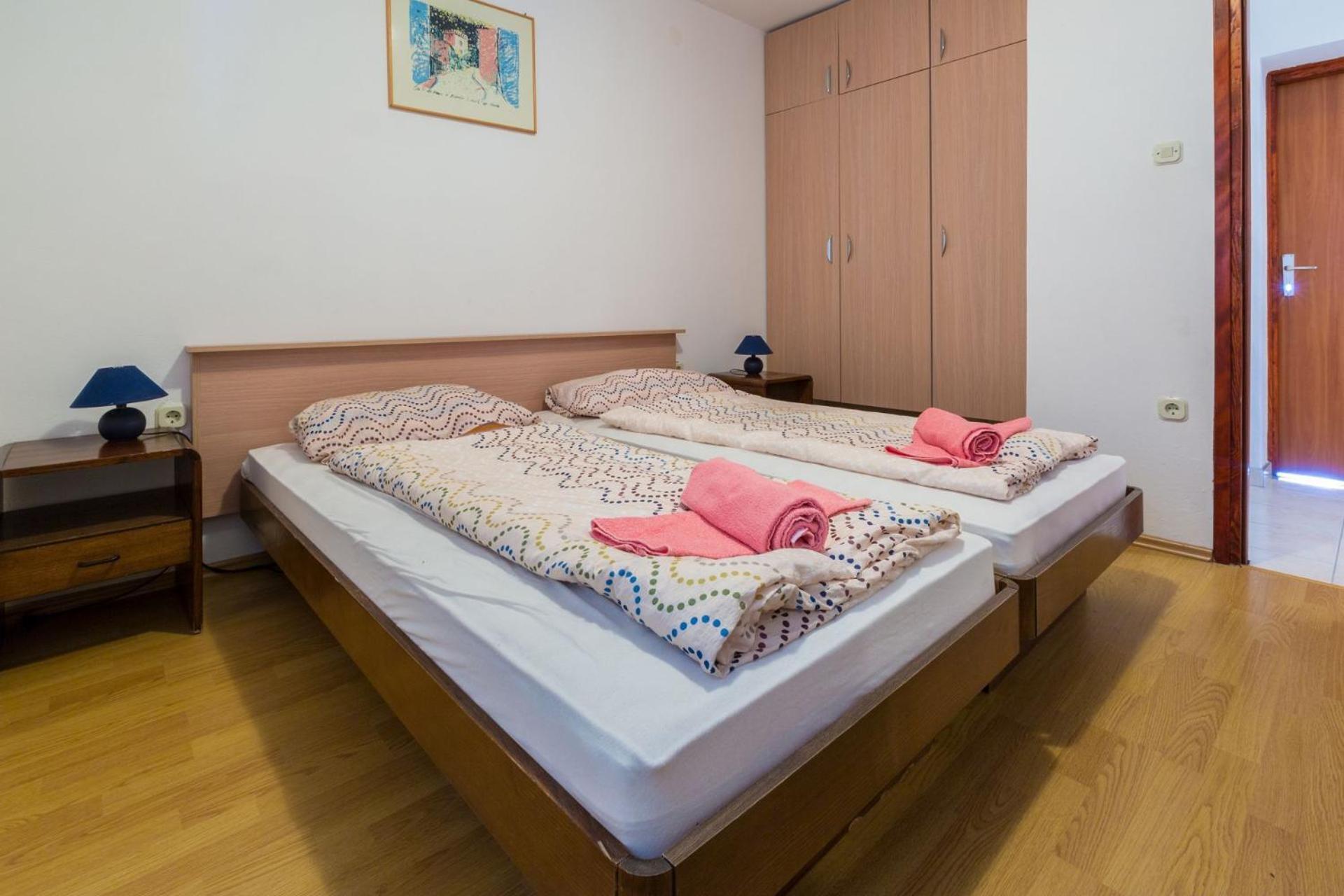 Apartments Tomica Novi Vinodolski Bagian luar foto