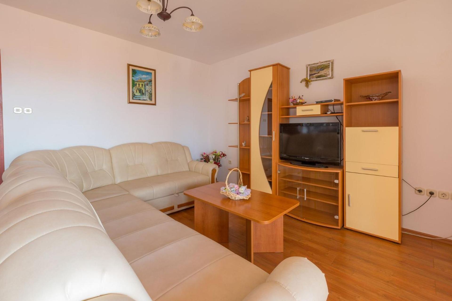 Apartments Tomica Novi Vinodolski Bagian luar foto
