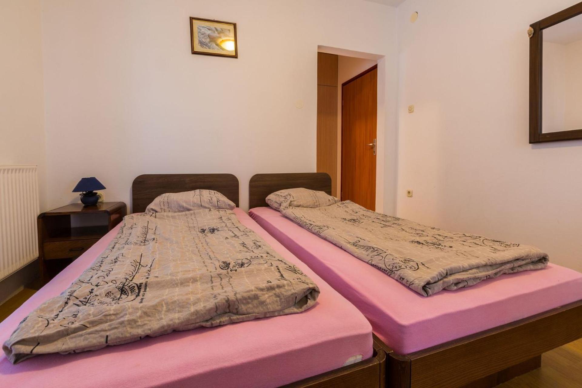 Apartments Tomica Novi Vinodolski Bagian luar foto